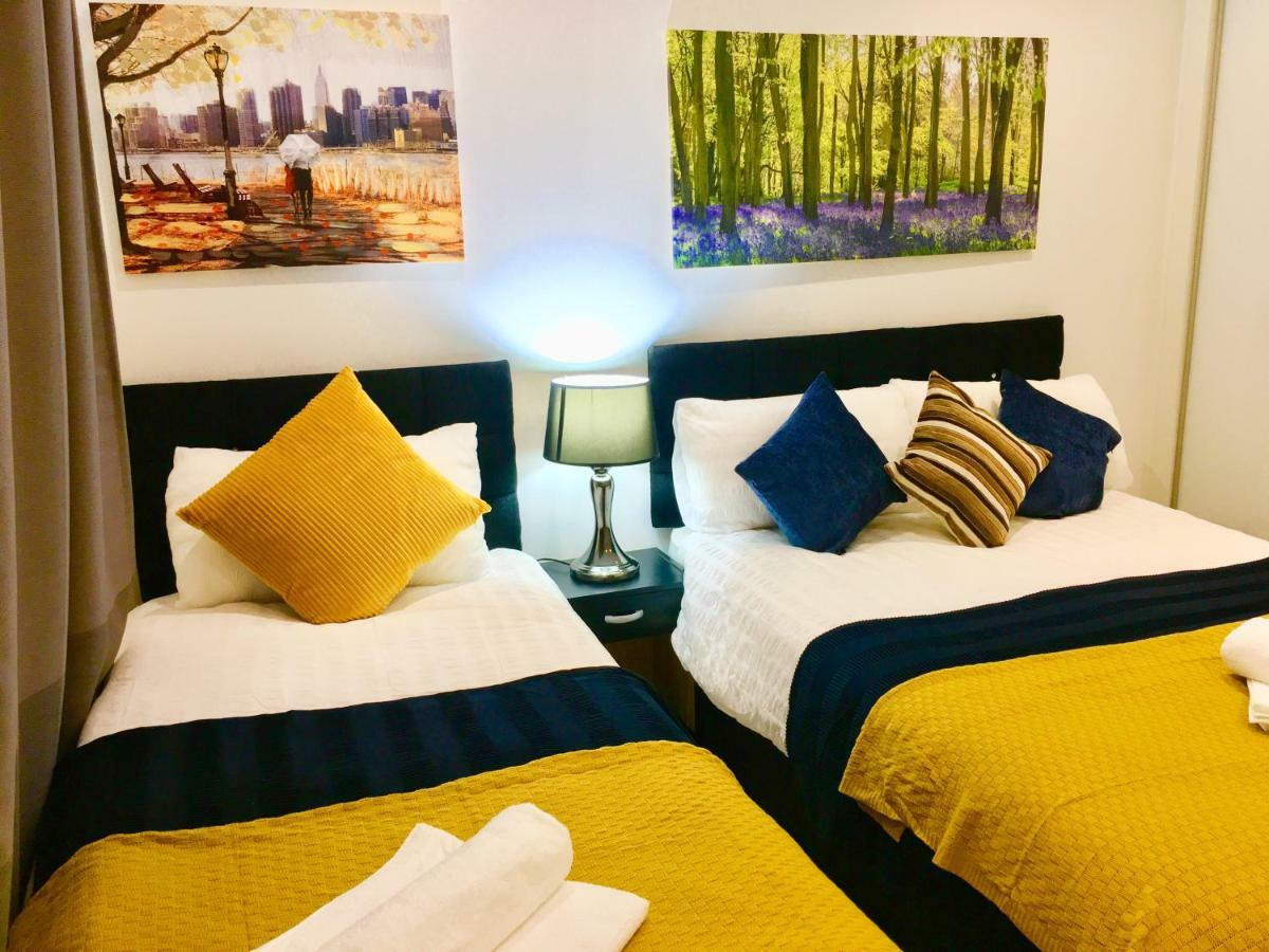 2 Bedrooms Modern Apartment, Lounge, Full Kitchen, Balcony, 5 Minutes Stratford Station Лондон Экстерьер фото