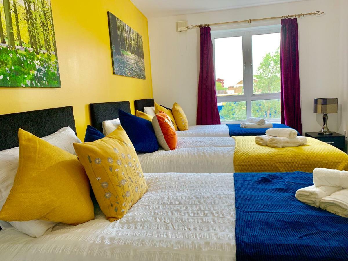 2 Bedrooms Modern Apartment, Lounge, Full Kitchen, Balcony, 5 Minutes Stratford Station Лондон Экстерьер фото