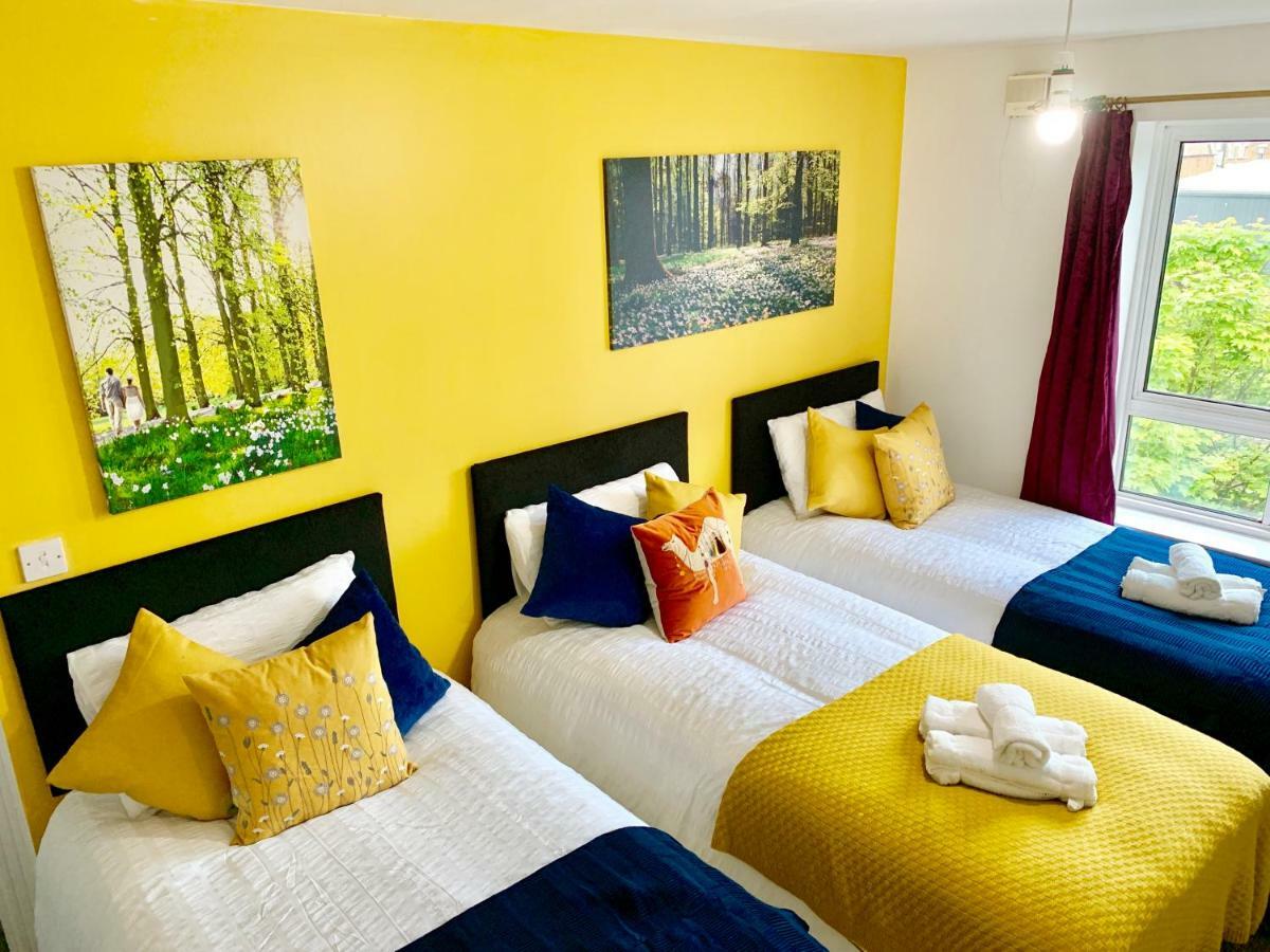 2 Bedrooms Modern Apartment, Lounge, Full Kitchen, Balcony, 5 Minutes Stratford Station Лондон Экстерьер фото