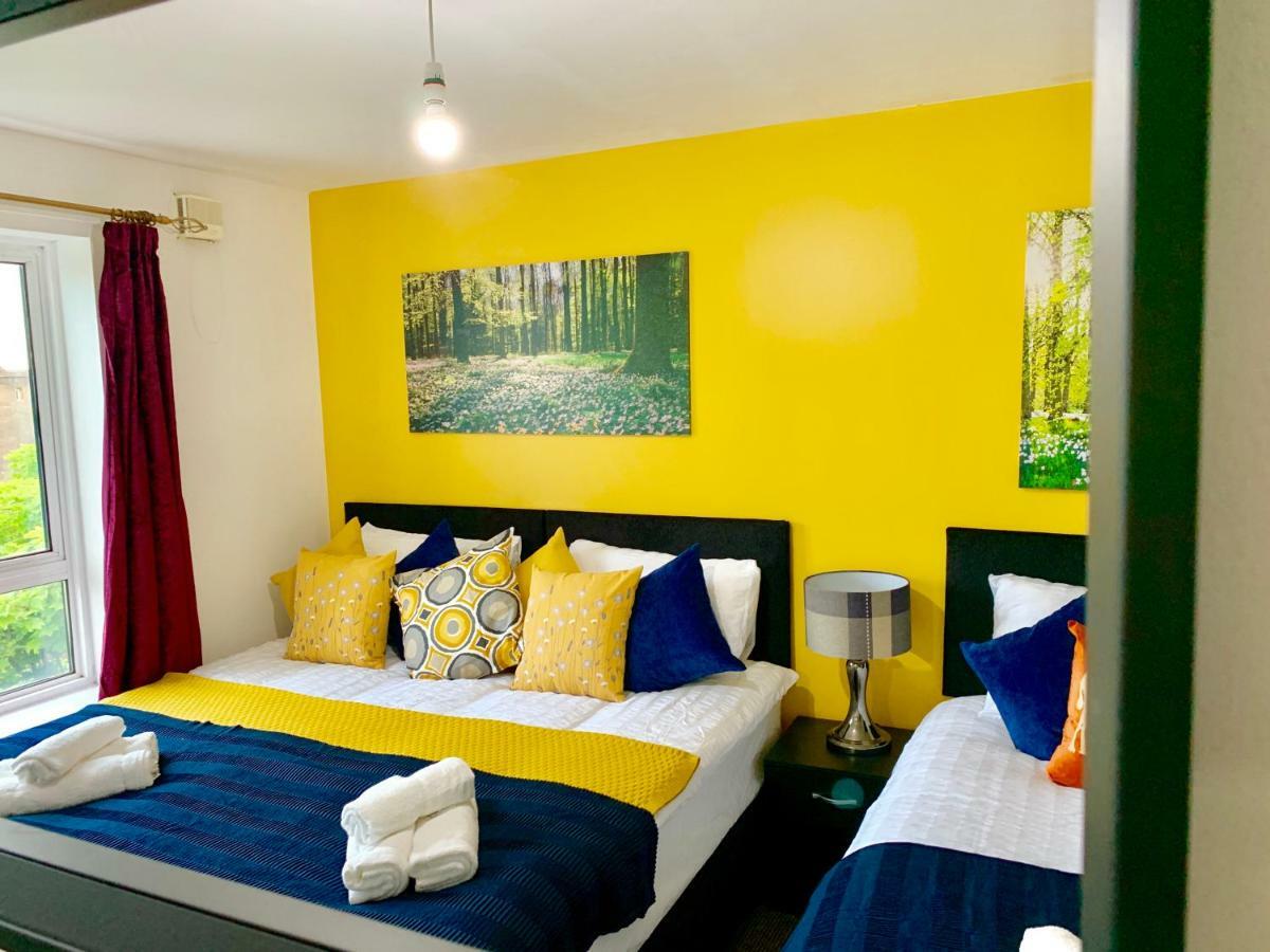 2 Bedrooms Modern Apartment, Lounge, Full Kitchen, Balcony, 5 Minutes Stratford Station Лондон Экстерьер фото